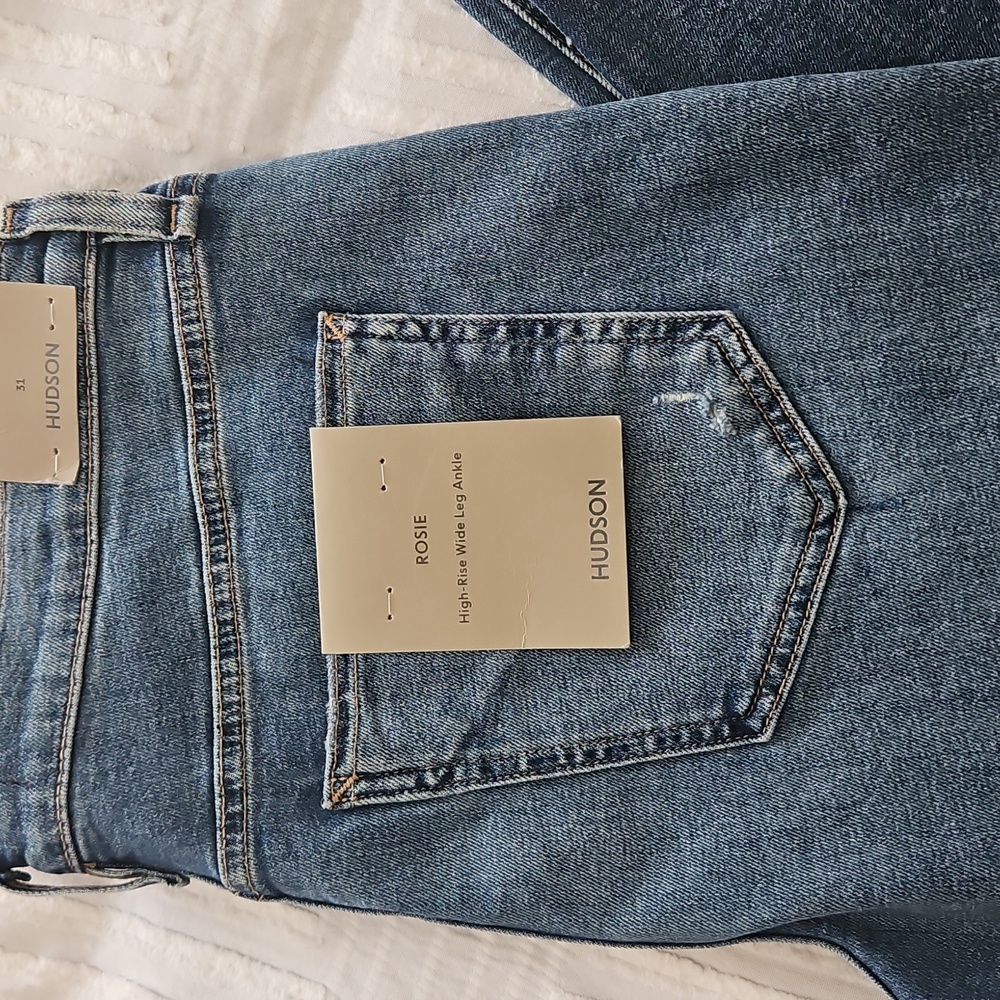 Hudson‎ Rosie High-Rise Wide Leg Ankle Raw Edge Jeans- Size:31:Color: Uptown - Picture 2 of 12